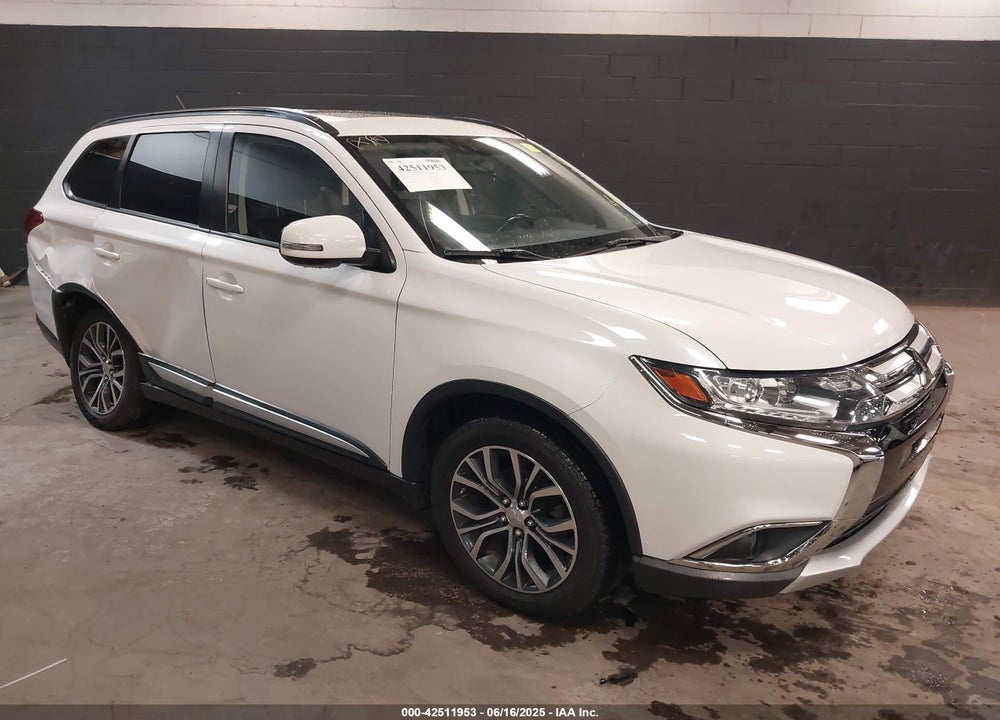 2016 MITSUBISHI OUTLANDER SEL VIN: JA4AZ3A38GZ036751