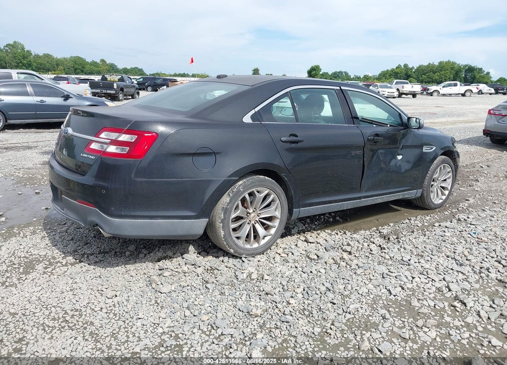 2013 FORD TAURUS VIN: 1FAHP2F85DG229915