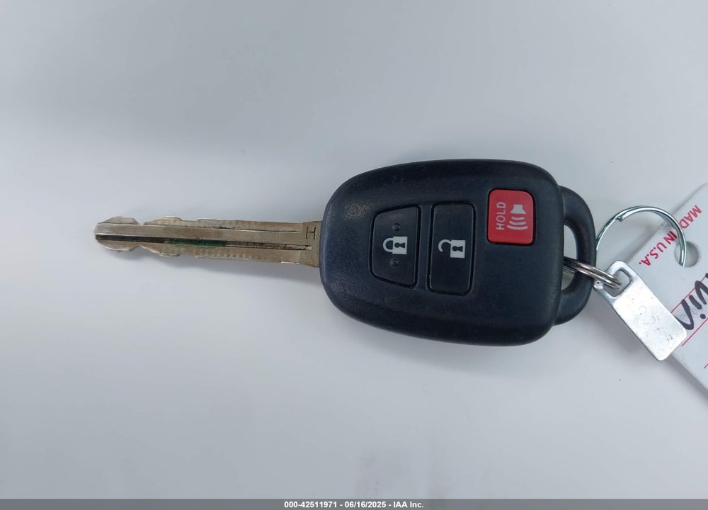 2014 TOYOTA RAV4 VIN: 2T3BFREV1EW204213