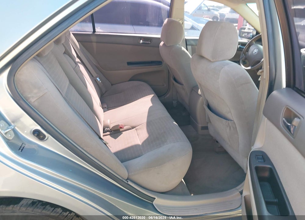 2005 TOYOTA CAMRY LE VIN: 4T1BE32K25U636957