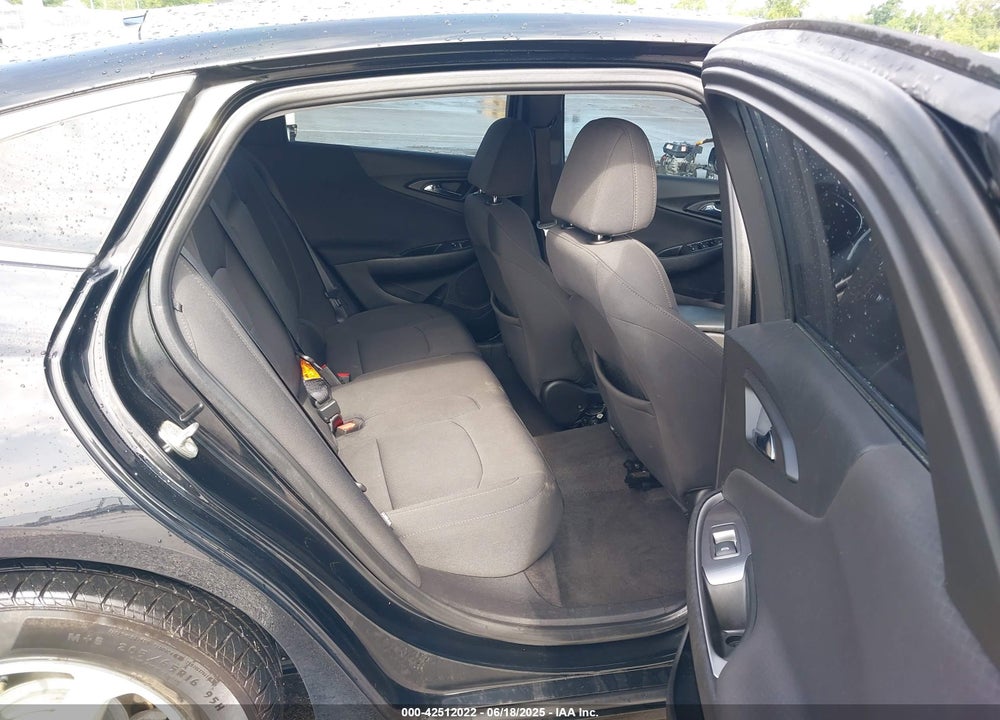 2018 CHEVROLET MALIBU VIN: 1G1ZC5ST9JF199656