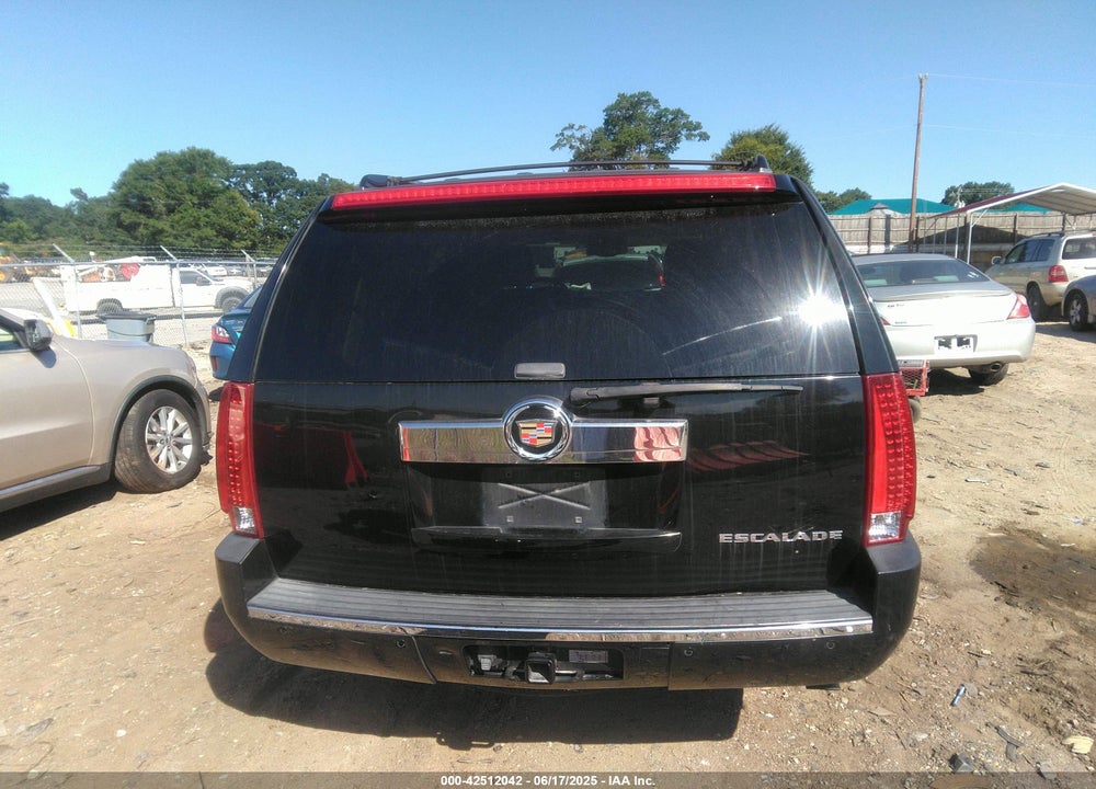 2008 CADILLAC ESCALADE VIN: 1GYFK63868R276287
