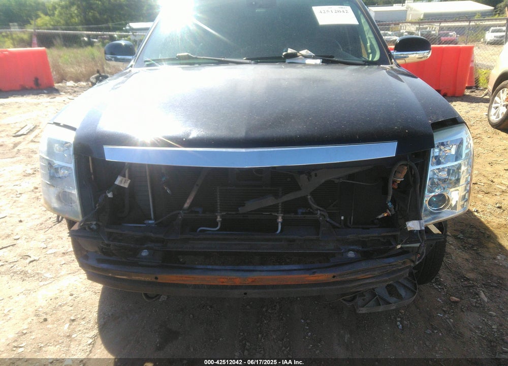2008 CADILLAC ESCALADE VIN: 1GYFK63868R276287