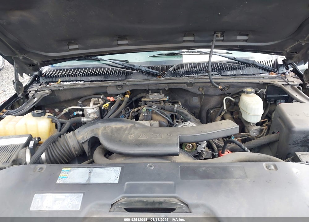 2004 CHEVROLET TAHOE LS VIN: 1GNEC13Z04R103506
