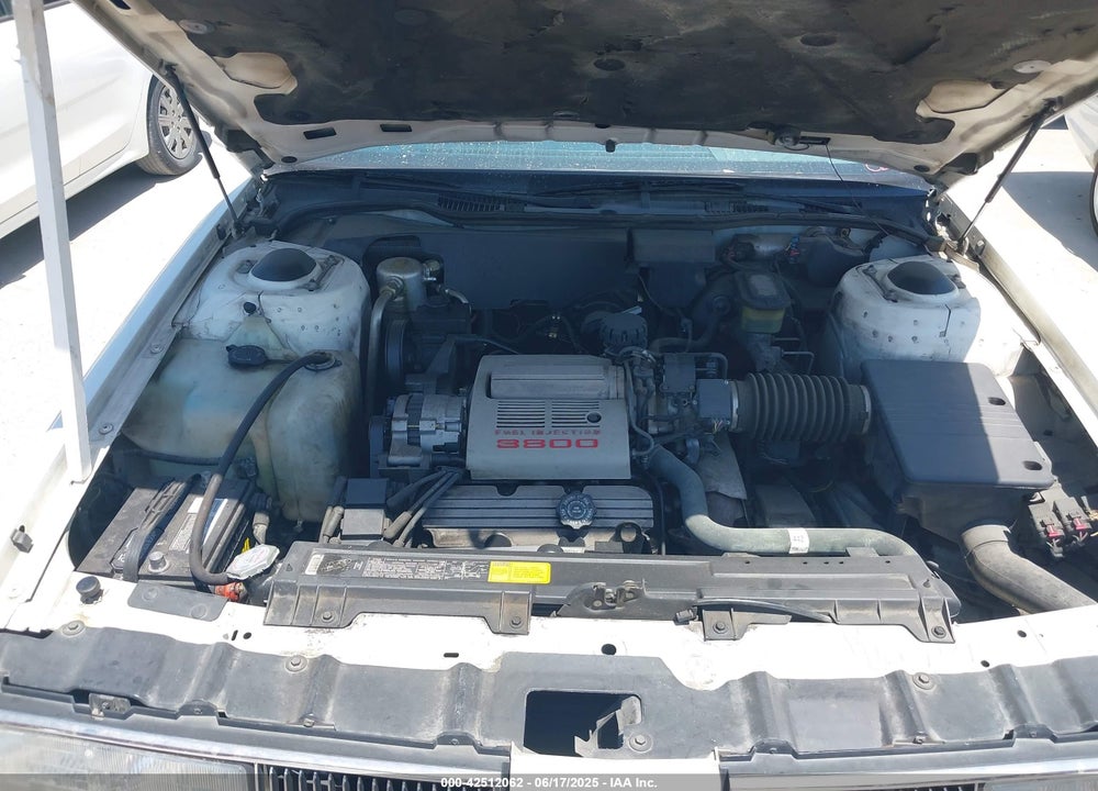 1989 OLDSMOBILE DELTA 88 ROYALE VIN: 1G3HN54C6K1812793