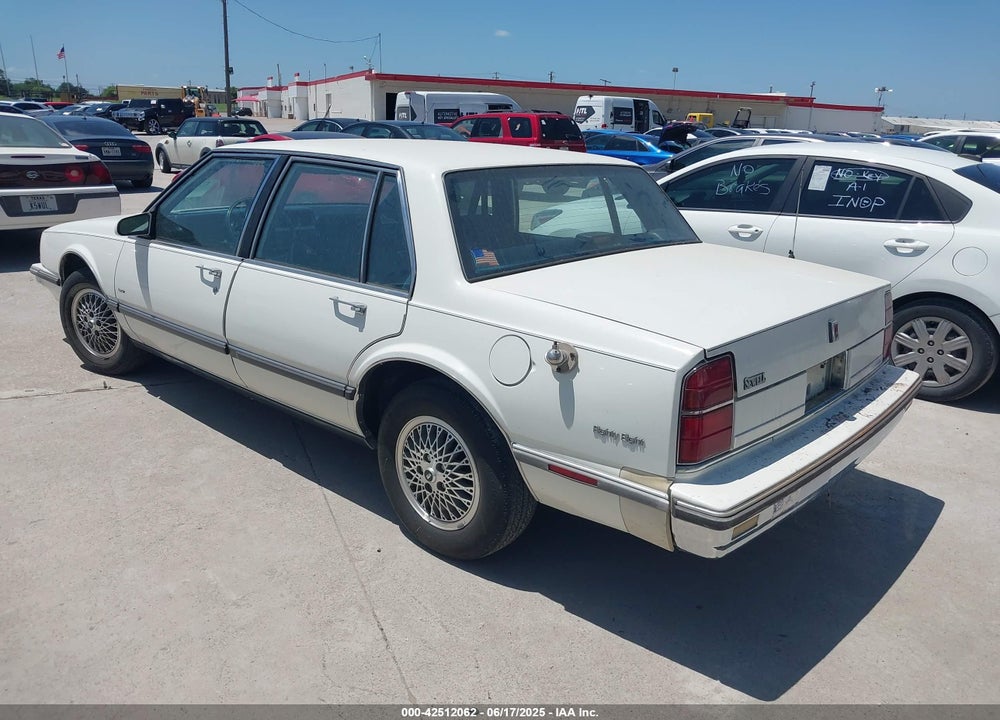 1989 OLDSMOBILE DELTA 88 ROYALE VIN: 1G3HN54C6K1812793