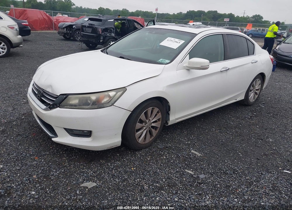 2014 HONDA ACCORD VIN: 1HGCR2F80EA019856