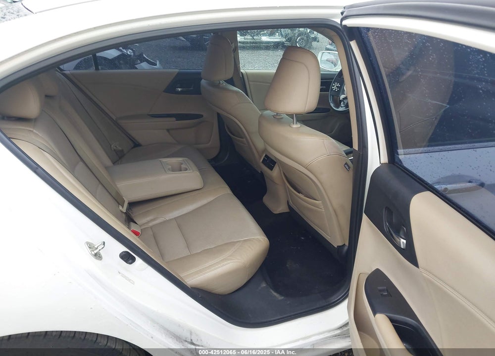 2014 HONDA ACCORD VIN: 1HGCR2F80EA019856