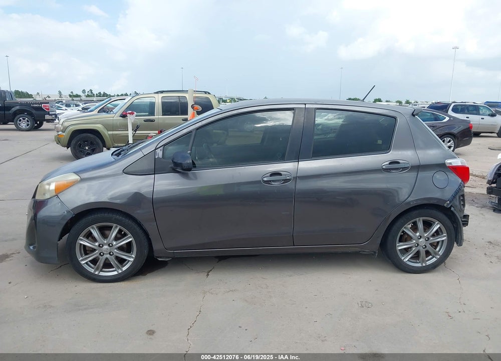 2013 TOYOTA YARIS SE VIN: JTDKTUD36DD561779
