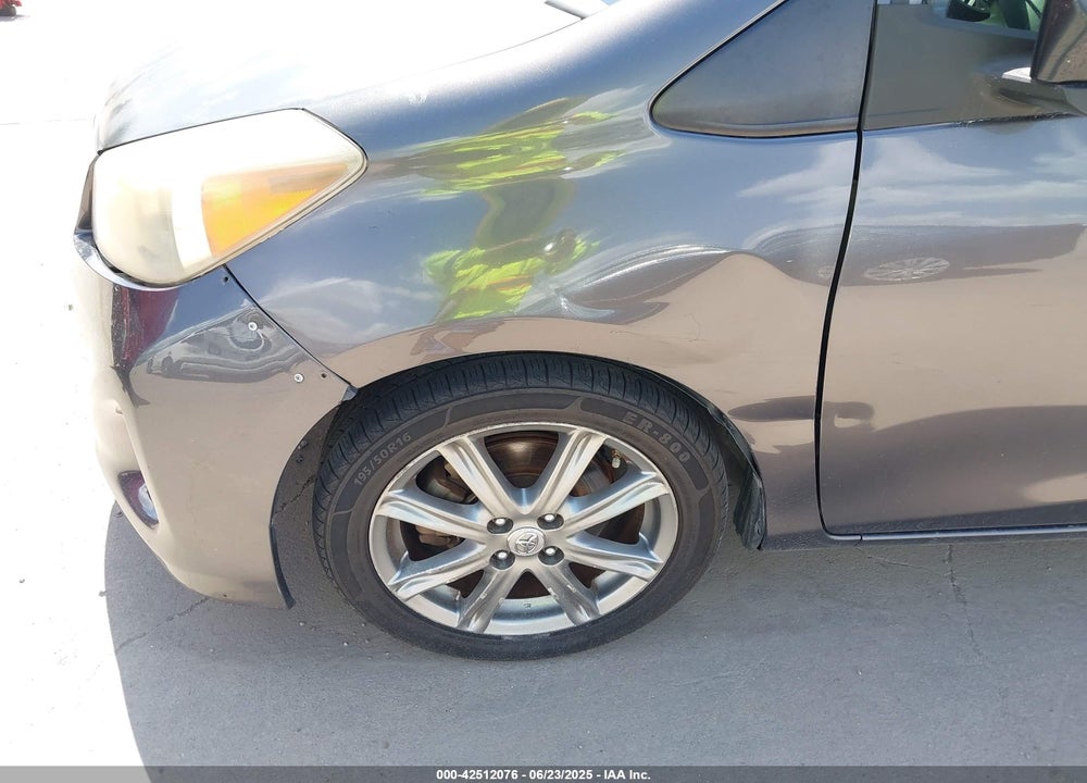 2013 TOYOTA YARIS SE VIN: JTDKTUD36DD561779