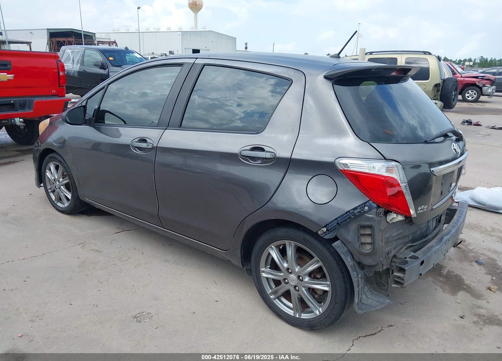 2013 TOYOTA YARIS SE VIN: JTDKTUD36DD561779