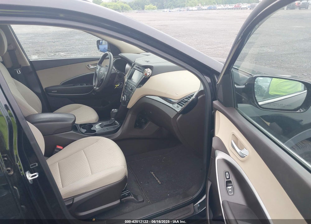 2017 HYUNDAI SANTA FE SPORT 2.4L VIN: 5NMZUDLB8HH009282
