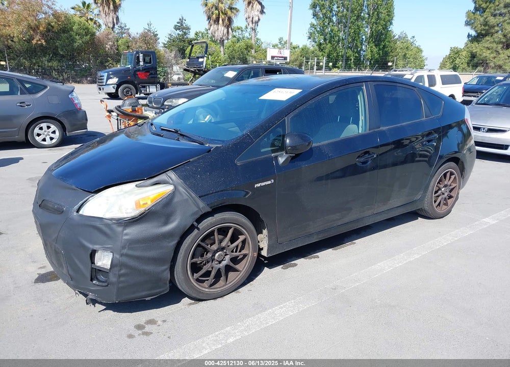 2011 TOYOTA PRIUS TWO VIN: JTDKN3DUXB0252169