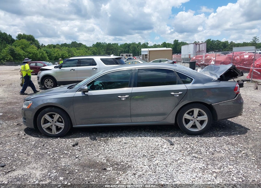 2012 VOLKSWAGEN PASSAT VIN: 1VWBN7A33CC103831