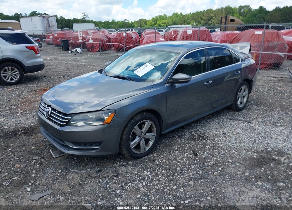 2012 VOLKSWAGEN PASSAT VIN: 1VWBN7A33CC103831