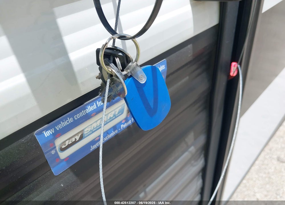 2022 JAYCO JAYFL184BH VIN: 1UJBJ0BN5N17V2308
