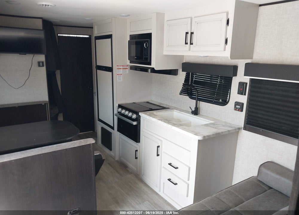 2022 JAYCO JAYFL184BH VIN: 1UJBJ0BN5N17V2308