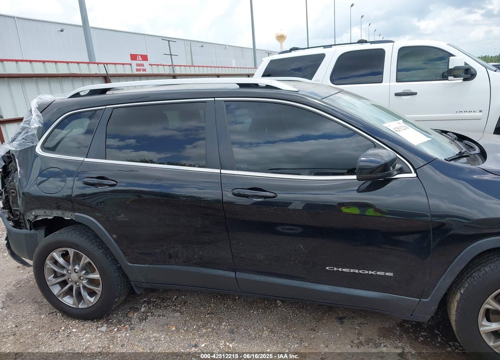 2019 JEEP CHEROKEE VIN: 1C4PJLLX9KD333220