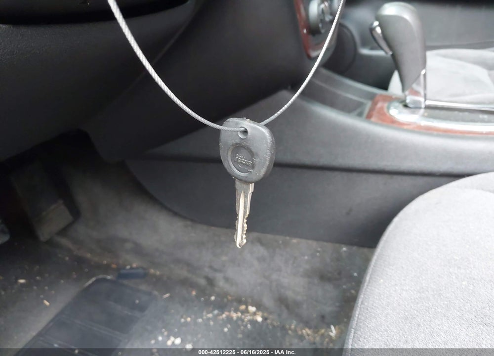 2010 CHEVROLET IMPALA VIN: 2G1WB5EN2A1197466