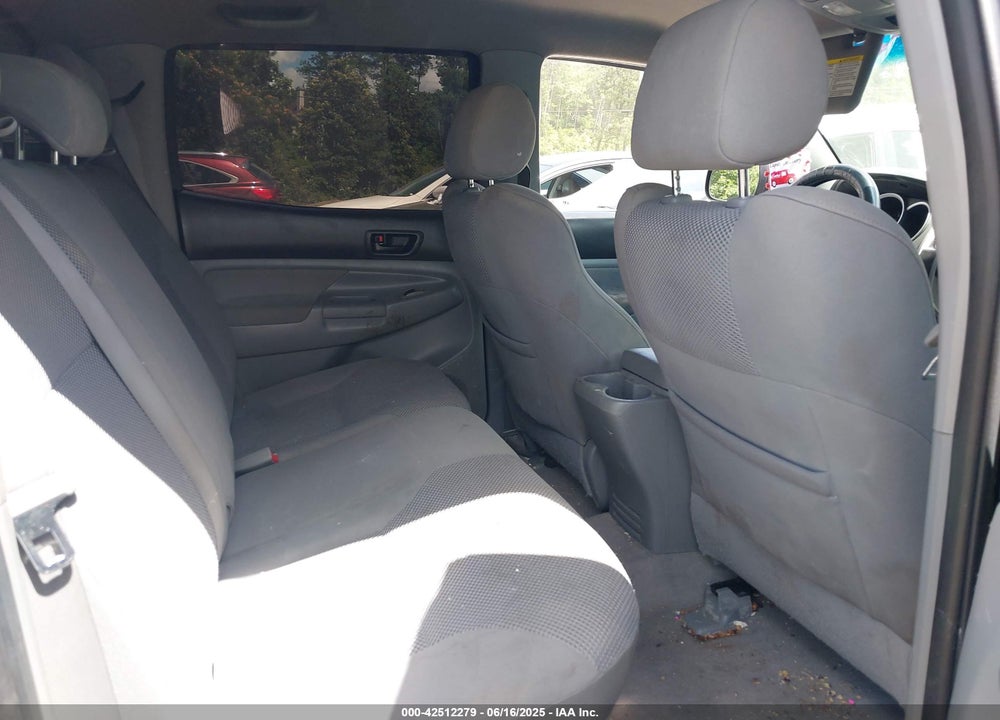 2005 TOYOTA TACOMA PRERUNNER V6 VIN: 5TEJU62N35Z117602