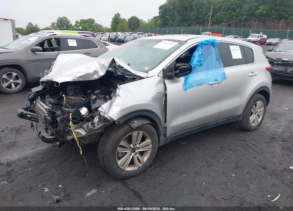 2017 KIA SPORTAGE VIN: KNDPMCAC1H7177561