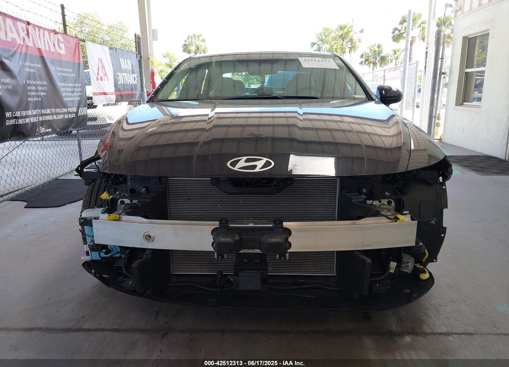 2024 HYUNDAI SONATA VIN: KMHL64JA2RA381928