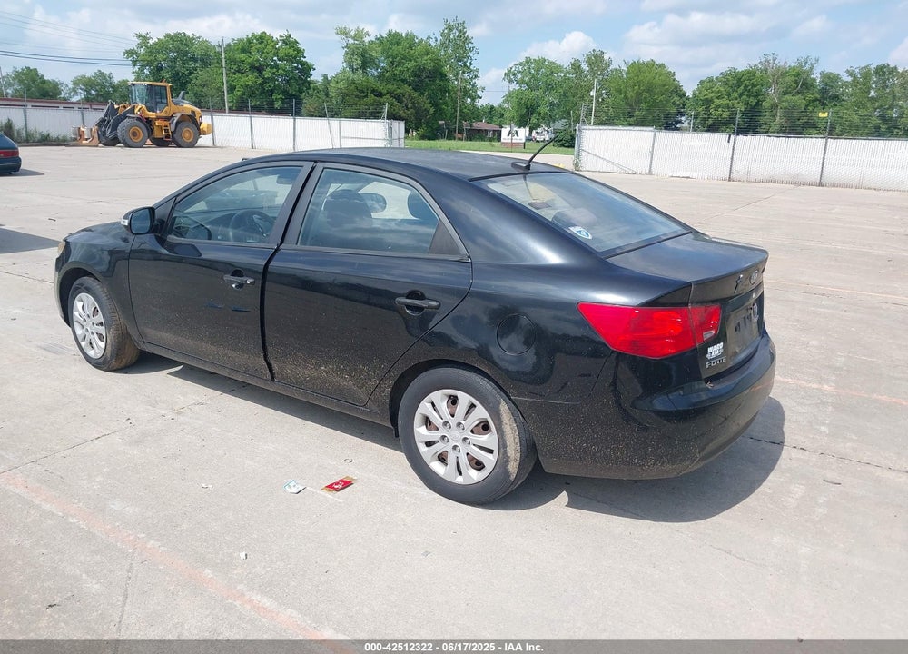 2010 KIA FORTE VIN: KNAFU4A21A5826573