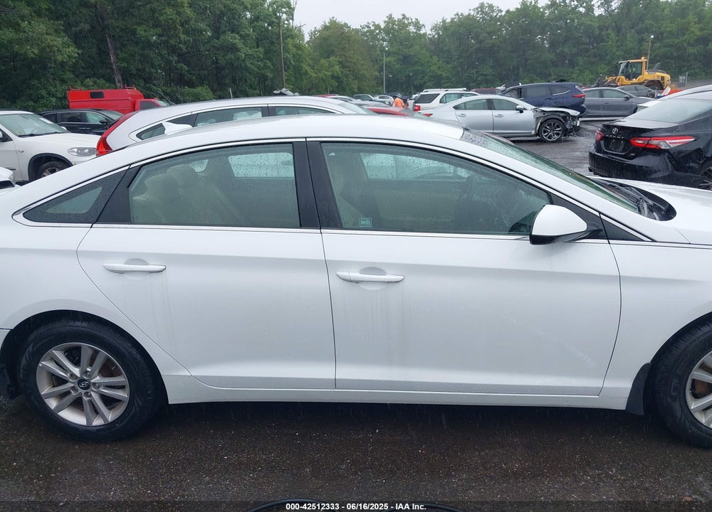 2017 HYUNDAI SONATA SE VIN: 5NPE24AF6HH512497