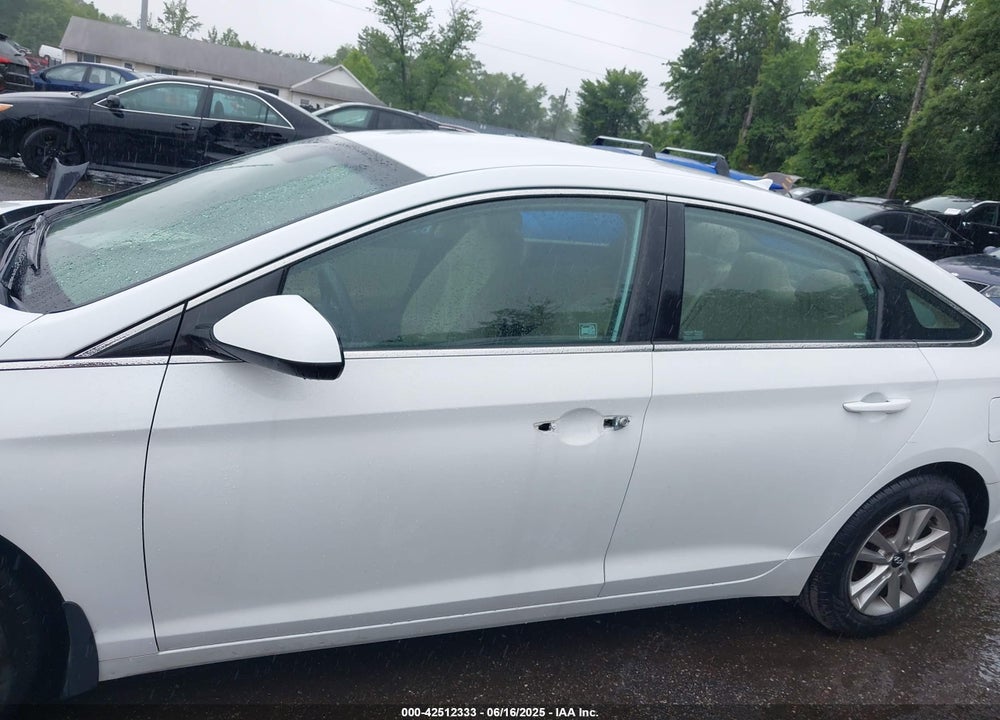 2017 HYUNDAI SONATA SE VIN: 5NPE24AF6HH512497