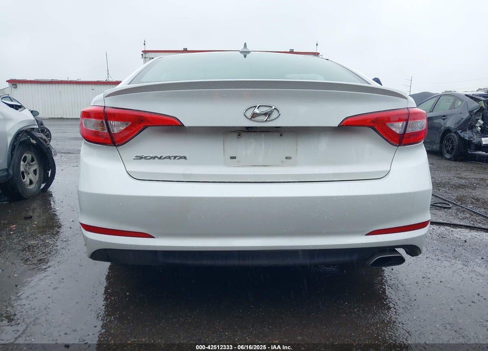 2017 HYUNDAI SONATA SE VIN: 5NPE24AF6HH512497