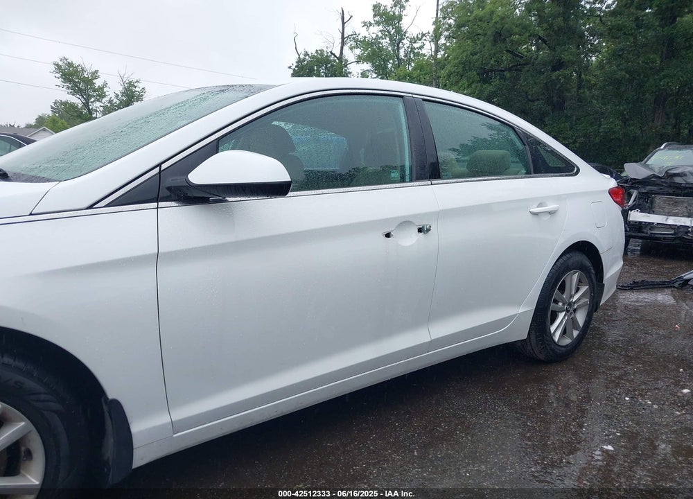 2017 HYUNDAI SONATA SE VIN: 5NPE24AF6HH512497