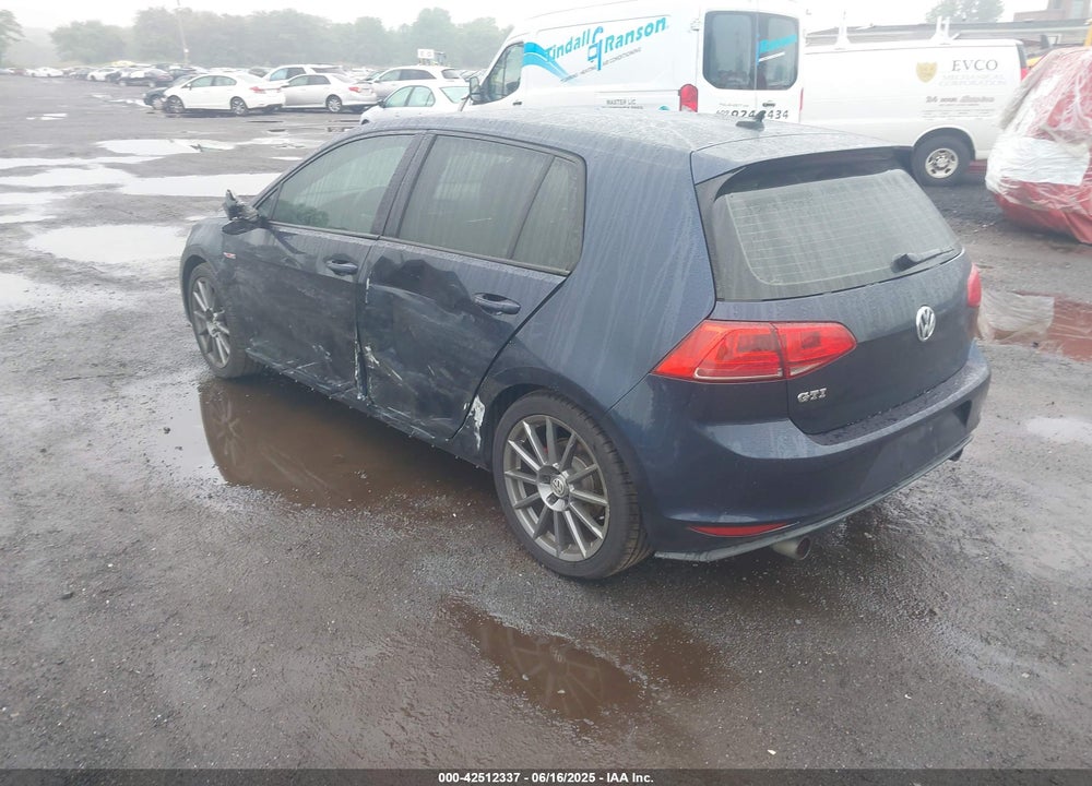 2015 VOLKSWAGEN GOLF VIN: 3VW4T7AUXFM100077