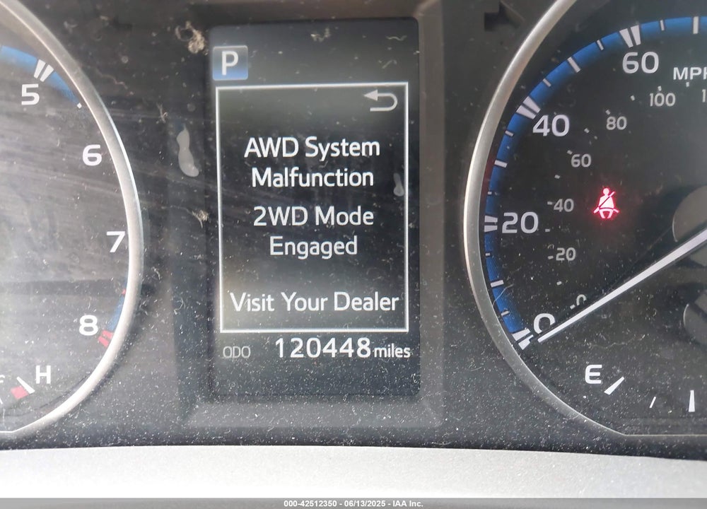 2017 TOYOTA RAV4 LE VIN: 2T3BFREVXHW647593