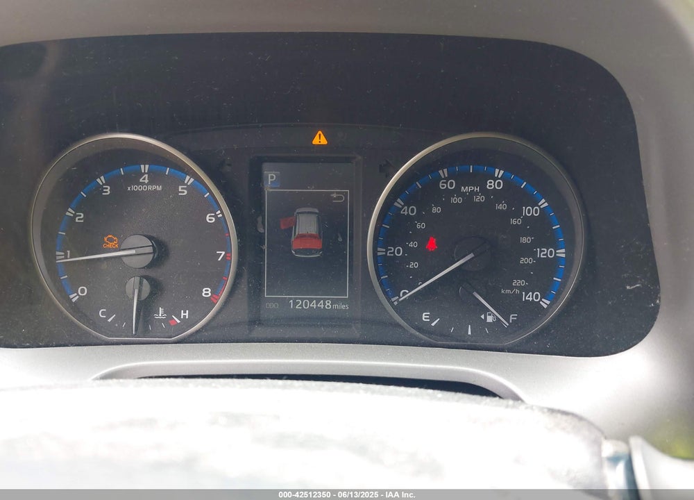 2017 TOYOTA RAV4 LE VIN: 2T3BFREVXHW647593