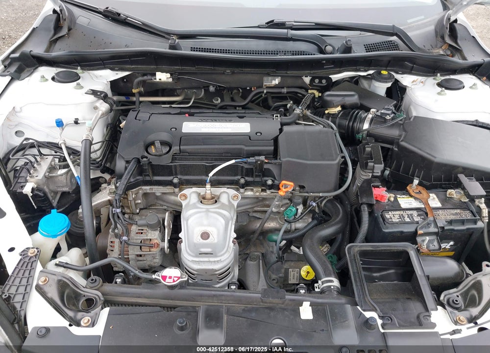 2015 HONDA ACCORD VIN: 1HGCR2F37FA172739