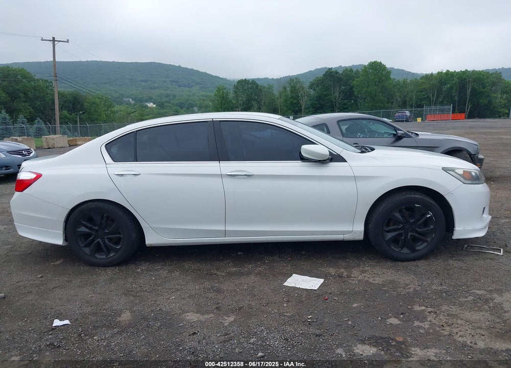 2015 HONDA ACCORD VIN: 1HGCR2F37FA172739