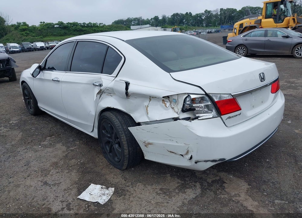 2015 HONDA ACCORD VIN: 1HGCR2F37FA172739