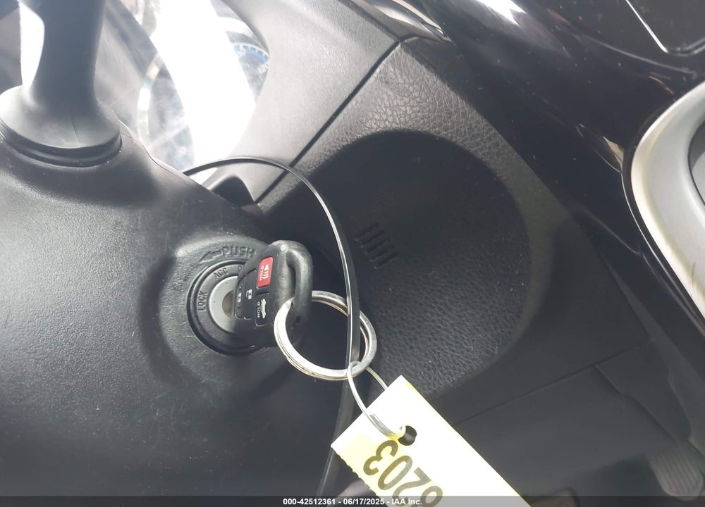2017 TOYOTA COROLLA LE VIN: 2T1BURHE5HC804801