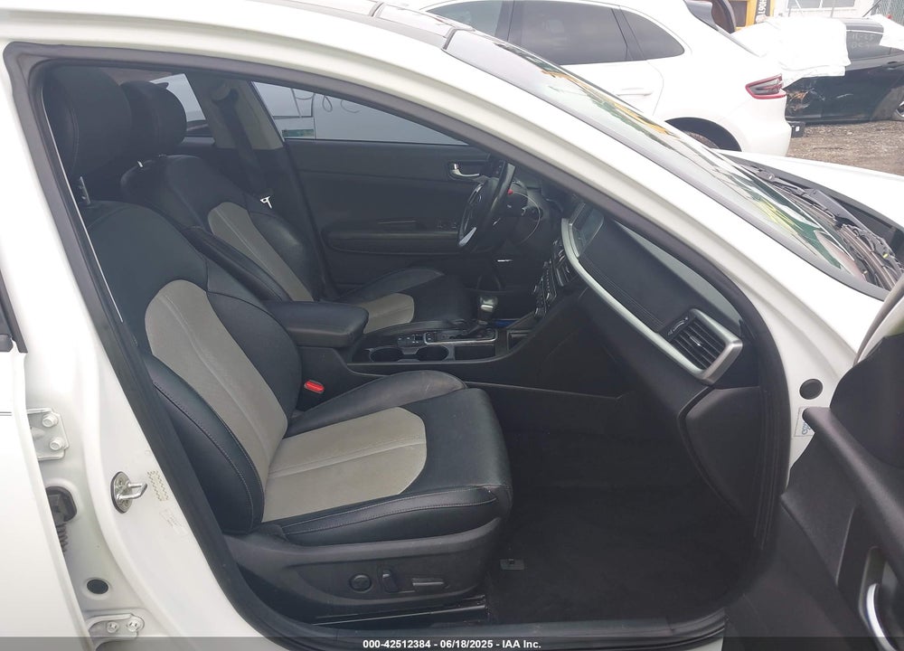 2019 KIA OPTIMA VIN: 5XXGU4L19KG344359