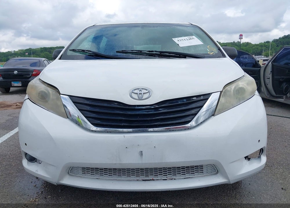 2011 TOYOTA SIENNA VIN: 5TDZK3DCXBS117074