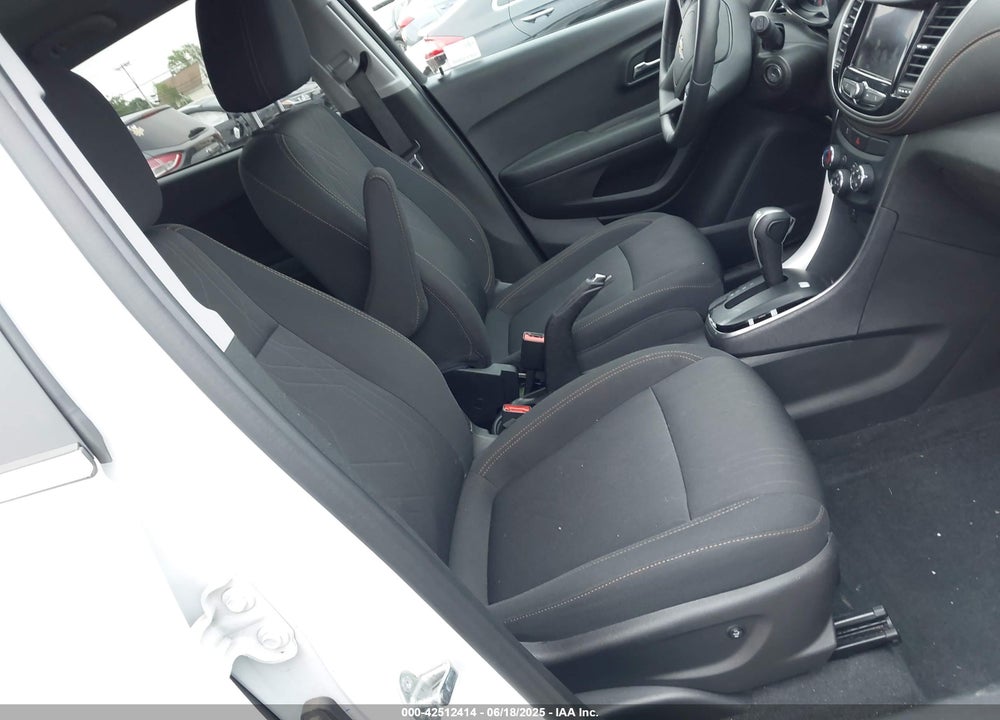 2020 CHEVROLET TRAX VIN: 3GNCJPSB6LL209856