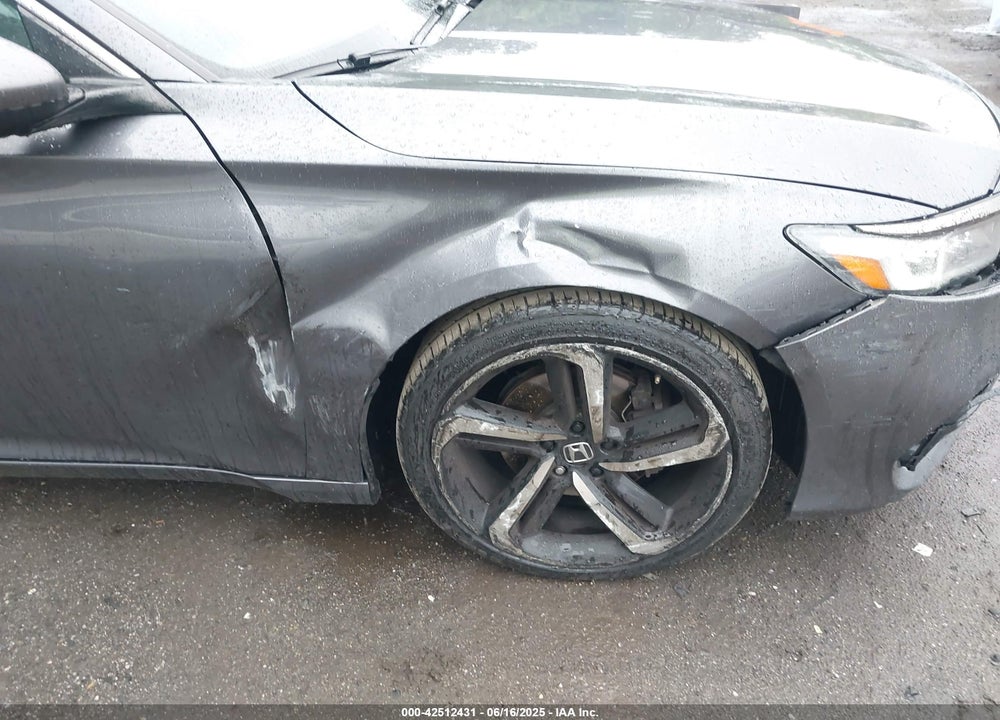 2019 HONDA ACCORD VIN: 1HGCV1F3XKA054328