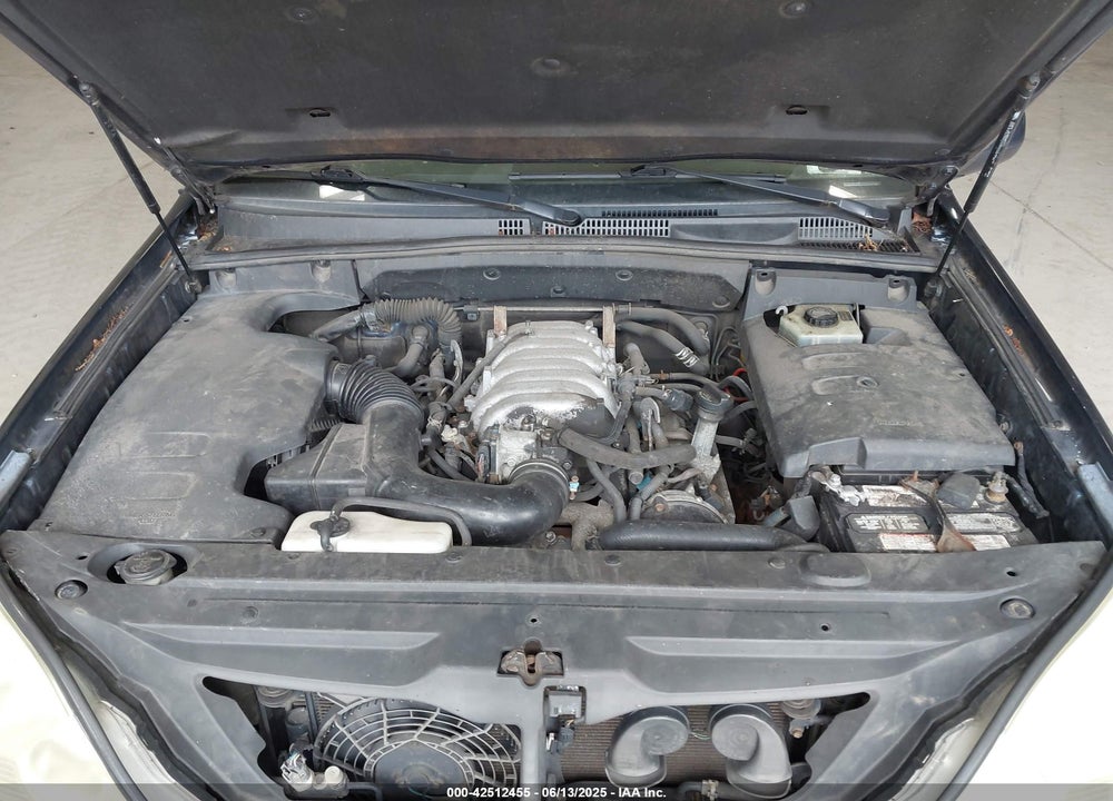 2004 LEXUS GX 470 VIN: JTJBT20X440040027