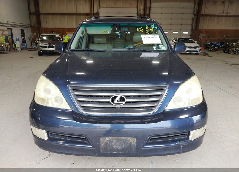 2004 LEXUS GX 470 VIN: JTJBT20X440040027