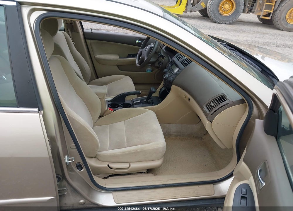 2004 HONDA ACCORD 2.4 LX VIN: 1HGCM56324A153366