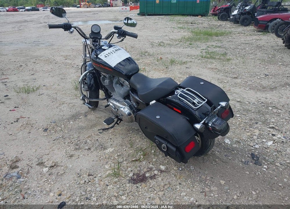 2013 HARLEY-DAVIDSON XL883 SUPERLOW VIN: 1HD4CR216DC432243
