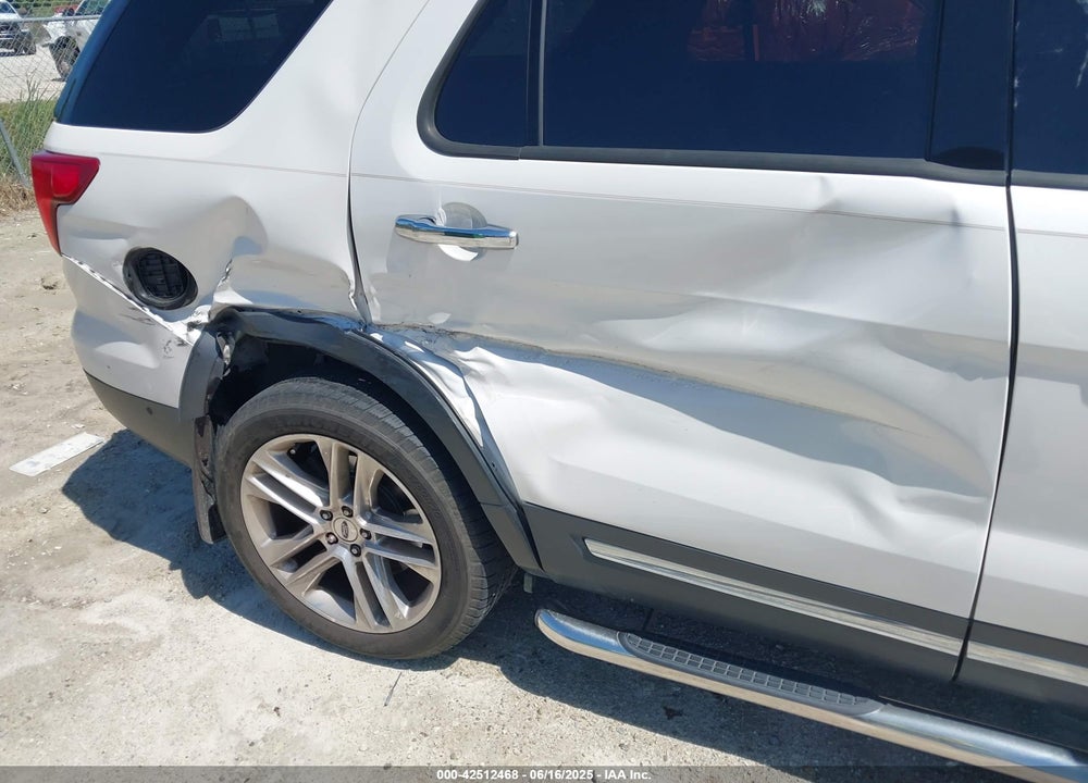 2017 FORD EXPLORER VIN: 1FM5K7F85HGA54303