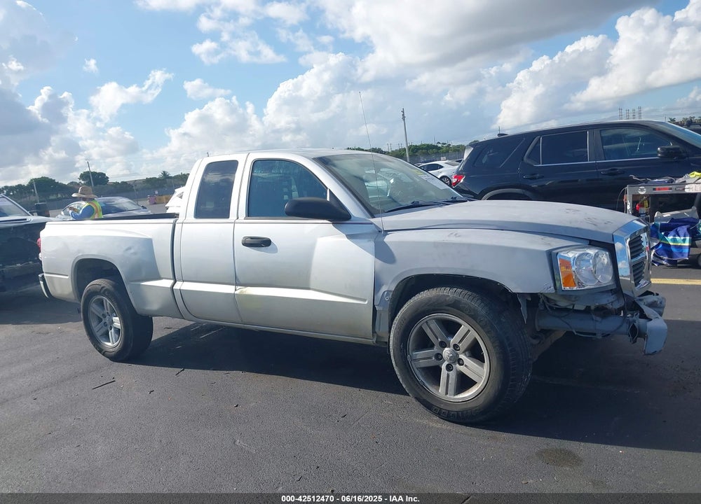 2007 DODGE DAKOTA VIN: 1D7HE42KX7S127725