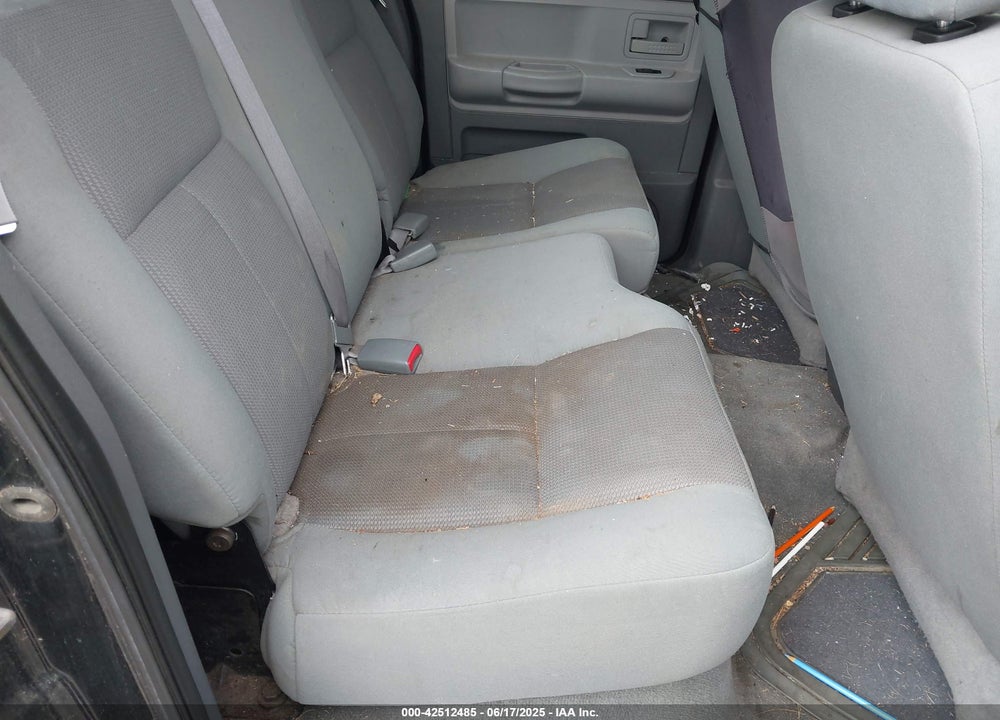 2005 DODGE DAKOTA VIN: 1D7HW48N25S167468