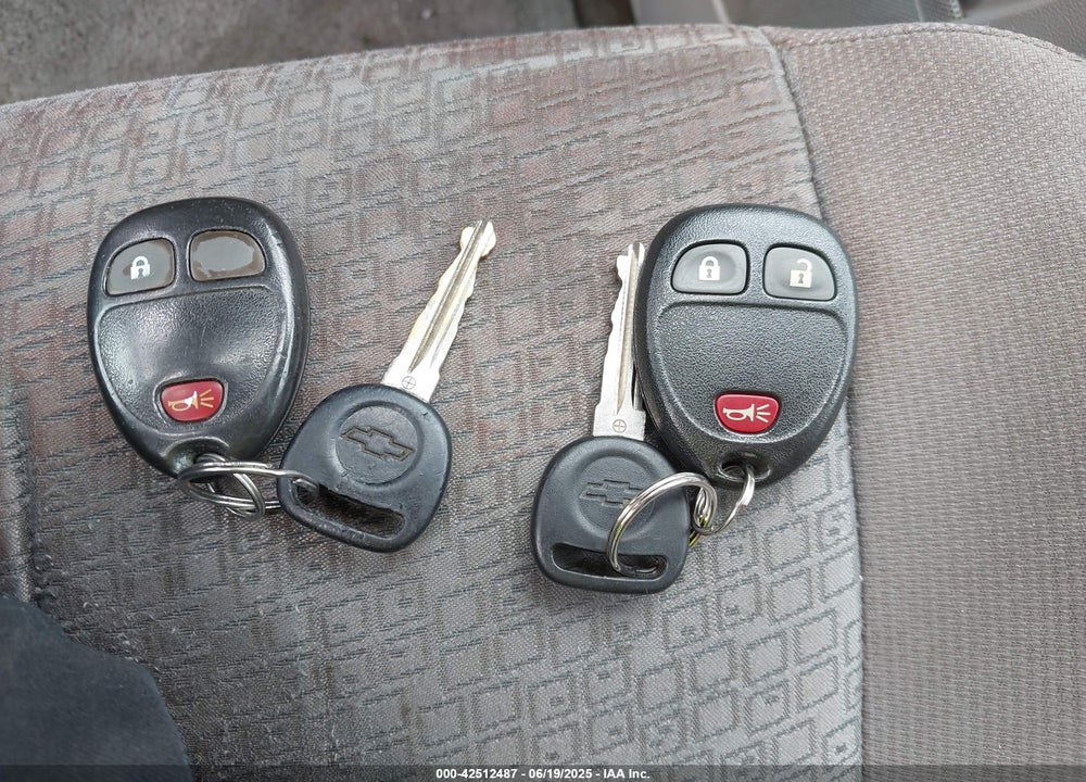 2008 CHEVROLET EQUINOX LT VIN: 2CNDL33F786078588